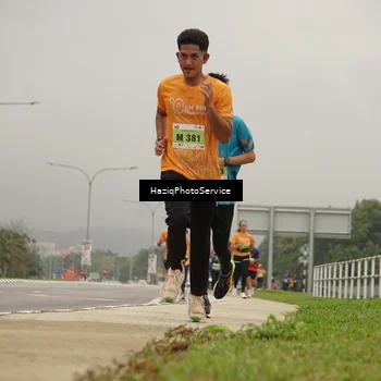 Runner Photo 8545930