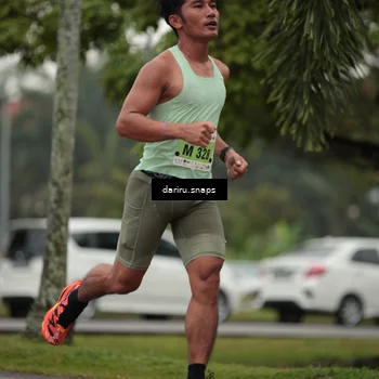 Runner Photo 8545945
