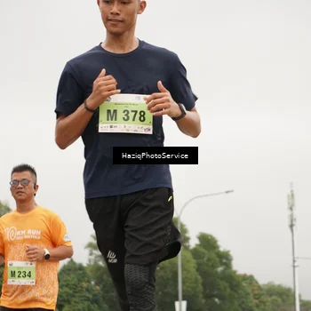 Runner Photo 8546052