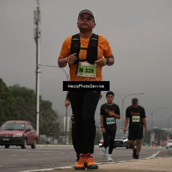Runner Photo 8546059