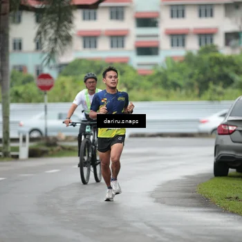 Runner Photo 8546064