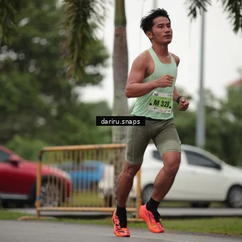 Runner Photo 8546076