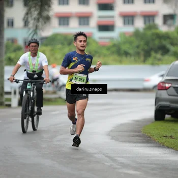 Runner Photo 8546078