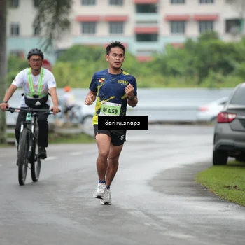 Runner Photo 8546079
