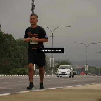 Runner Photo 8546101