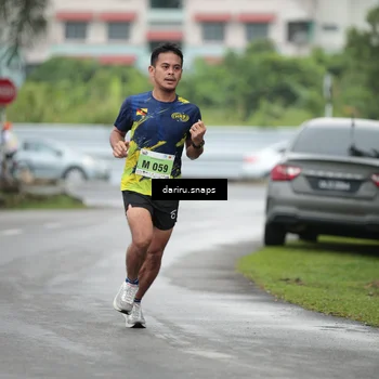 Runner Photo 8546111