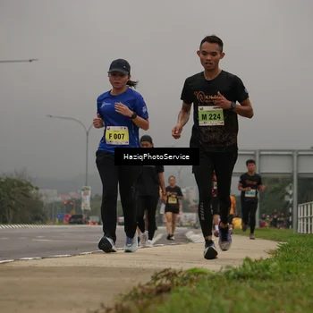 Runner Photo 8546144
