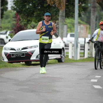 Runner Photo 8546166