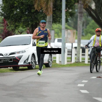Runner Photo 8546167