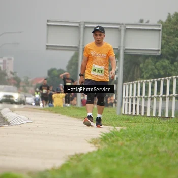 Runner Photo 8546185