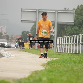 Runner Photo 8546186