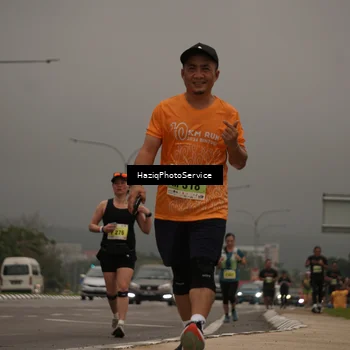 Runner Photo 8546216