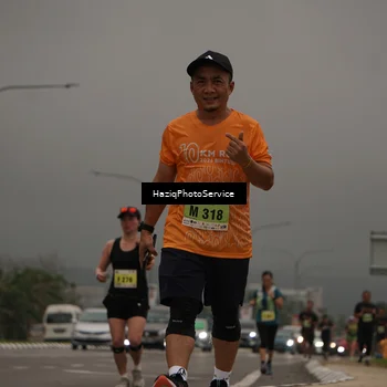 Runner Photo 8546223