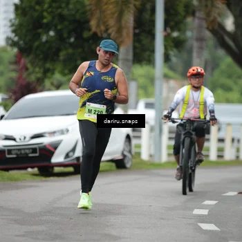 Runner Photo 8546226
