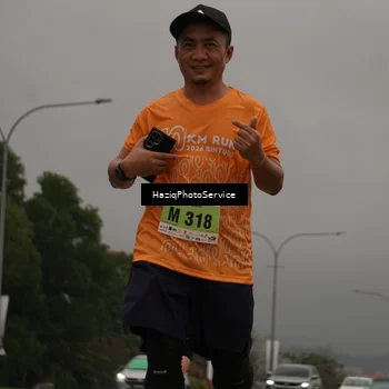 Runner Photo 8546241