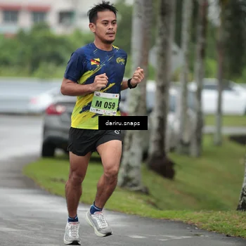 Runner Photo 8546259