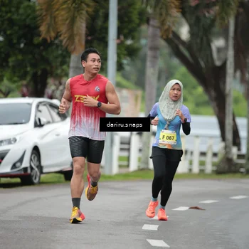 Runner Photo 8546292