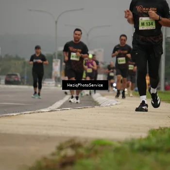 Runner Photo 8546296