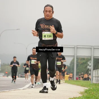 Runner Photo 8546328