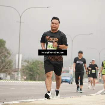 Runner Photo 8546332
