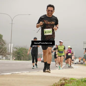 Runner Photo 8546349