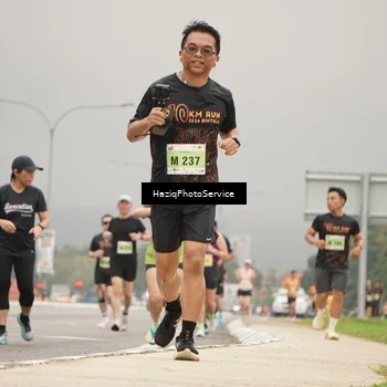 Runner Photo 8546353