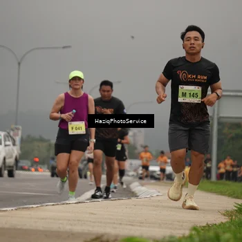 Runner Photo 8546376