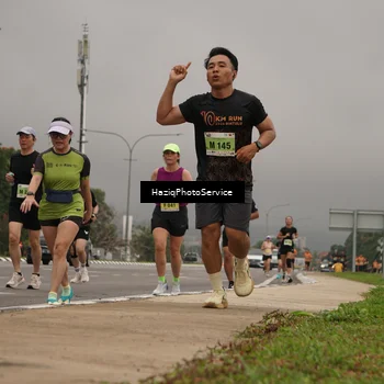 Runner Photo 8546381