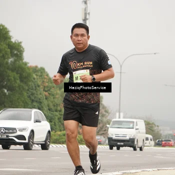 Runner Photo 8546382