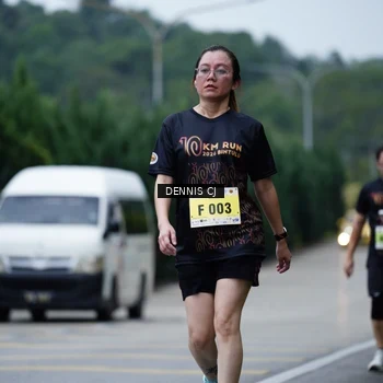 Runner Photo 8546425