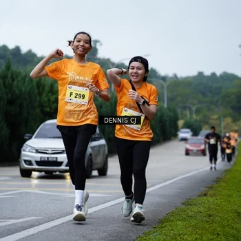 Runner Photo 8546523