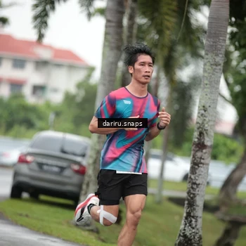 Runner Photo 8546613