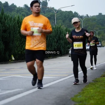 Runner Photo 8546671