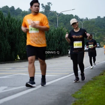 Runner Photo 8546672