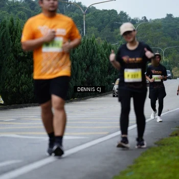 Runner Photo 8546673