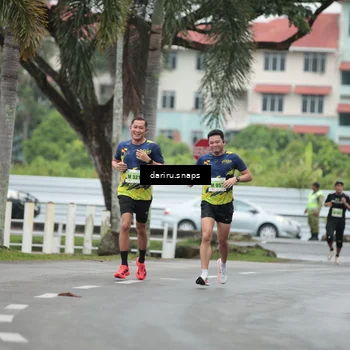 Runner Photo 8546686