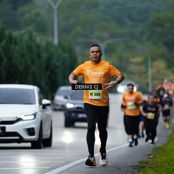 Runner Photo 8546733