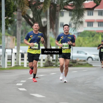 Runner Photo 8546762
