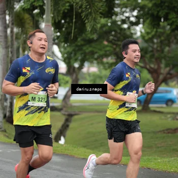 Runner Photo 8546776