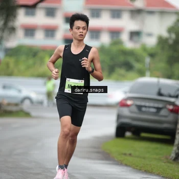 Runner Photo 8546839