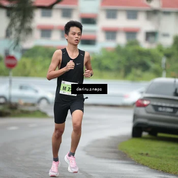 Runner Photo 8546848