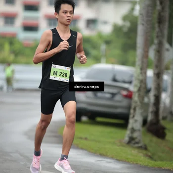 Runner Photo 8546857