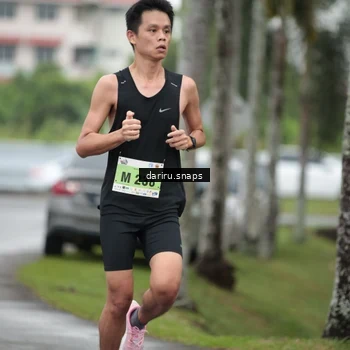 Runner Photo 8546871