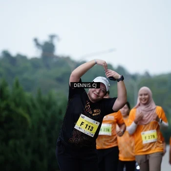 Runner Photo 8546909