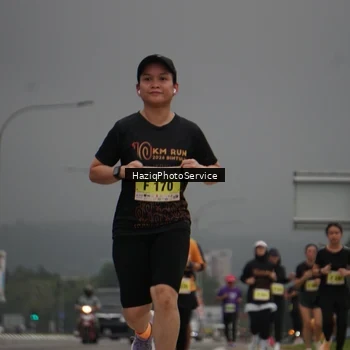 Runner Photo 8546914