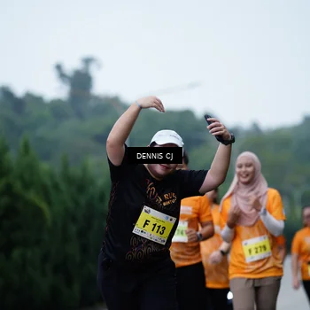 Runner Photo 8546915