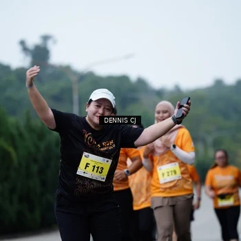 Runner Photo 8546917