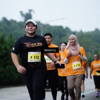 Runner Photo 8546922