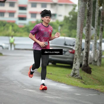 Runner Photo 8547021