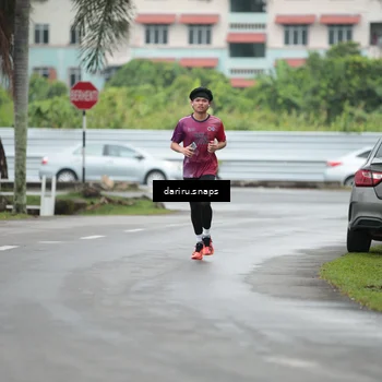 Runner Photo 8547040